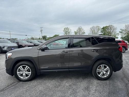 2020 GMC Terrain SLE