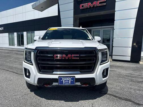 Summit White 2024 GMC Yukon 4WD AT4