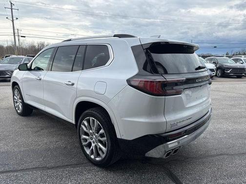 2025 GMC Acadia Denali