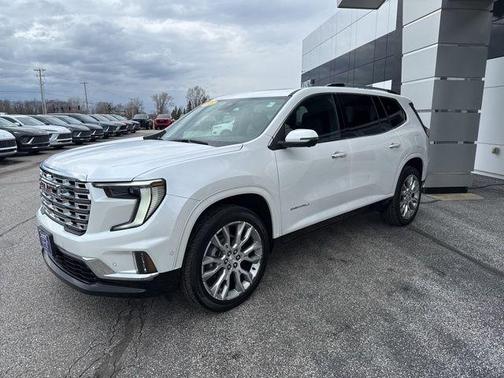 2025 GMC Acadia Denali