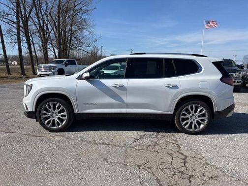 2025 GMC Acadia Denali
