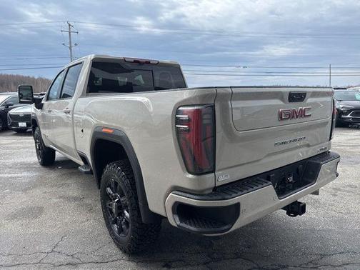 2026 GMC Sierra 3500 AT4