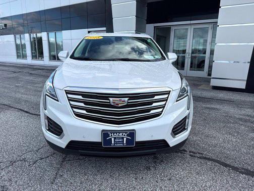 Crystal White Tricoat 2018 Cadillac XT5 Luxury