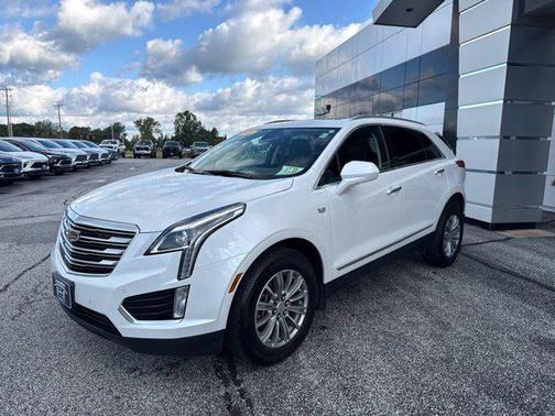 Crystal White Tricoat 2018 Cadillac XT5 Luxury