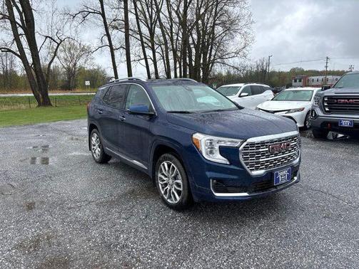 Marine Metallic 2022 GMC Terrain Denali