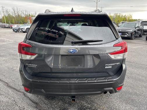 Magnetite Gray Metallic 2021 Subaru Forester Premium