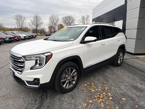 2022 GMC Terrain SLT