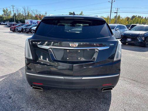 Manhattan Noir Metallic 2019 Cadillac XT5 Premium Luxury