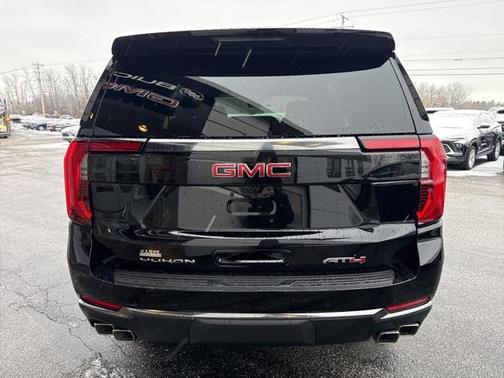 2026 GMC Yukon 4WD AT4