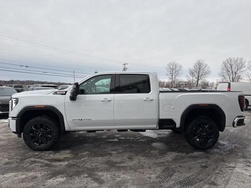 2026 GMC Sierra 3500 AT4