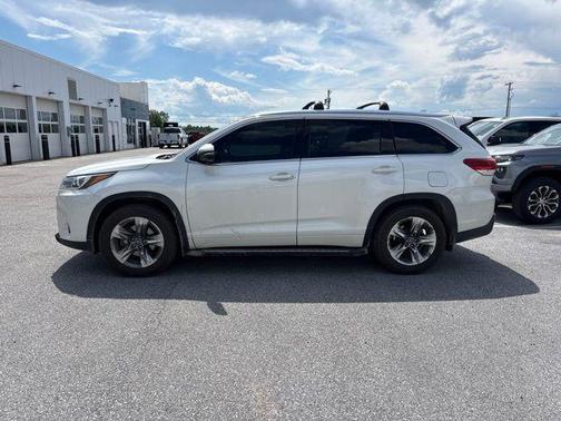 Blizzard Pearl 2018 Toyota Highlander Limited Platinum