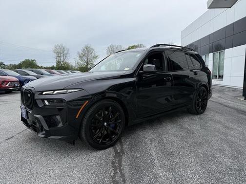 2024 BMW X7 M60i