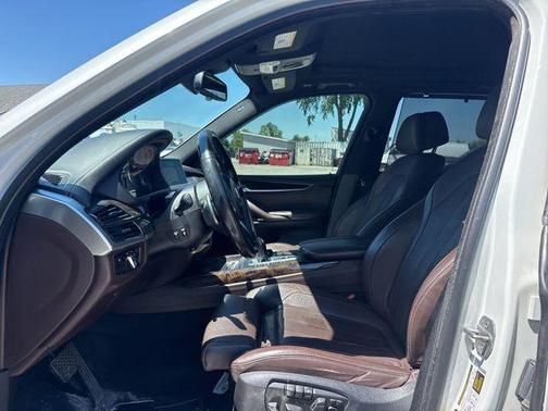 White Metallic 2015 BMW X5 xDrive50i
