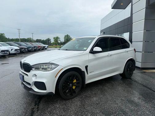 White Metallic 2015 BMW X5 xDrive50i