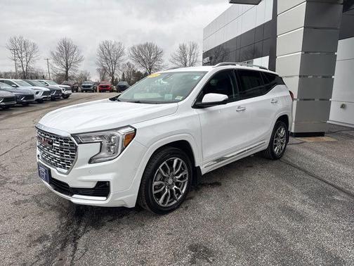 2024 GMC Terrain Denali