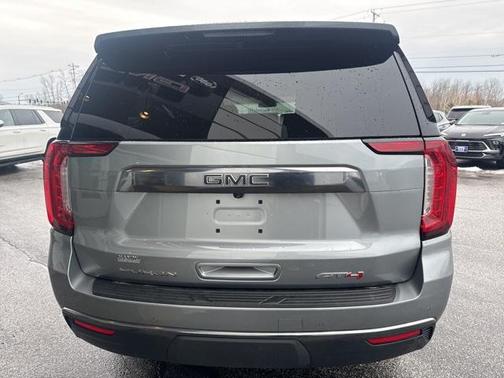 2024 GMC Yukon XL AT4