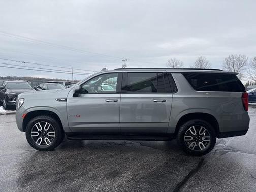 2024 GMC Yukon XL AT4