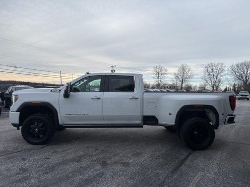 2023 GMC Sierra 3500 Denali