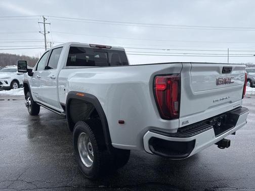 2023 GMC Sierra 3500 Denali