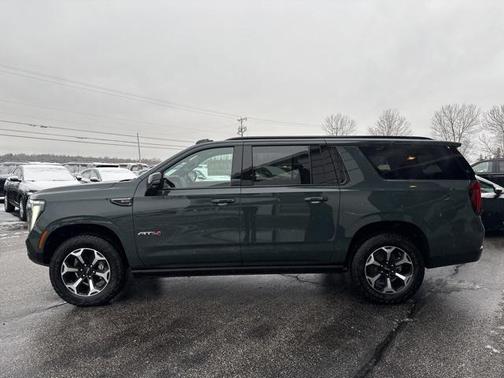 2026 GMC Yukon XL 4WD AT4