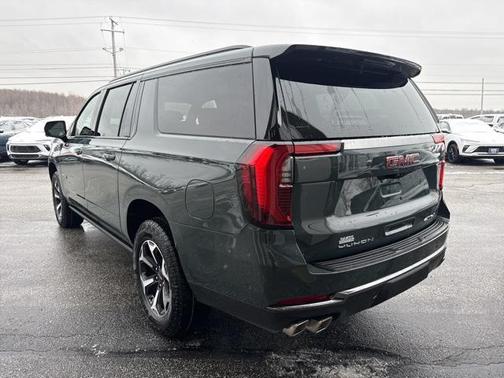 2026 GMC Yukon XL 4WD AT4