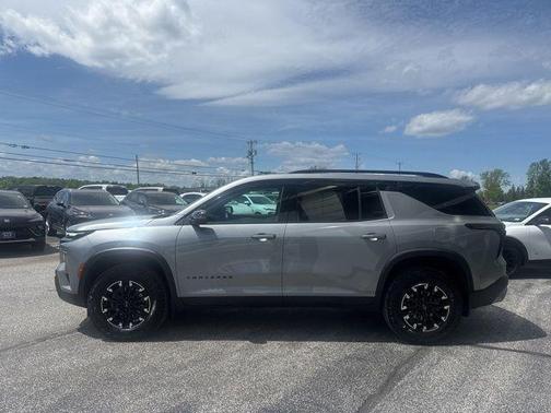 Sterling Gray Metallic 2025 Chevrolet Traverse AWD Z71