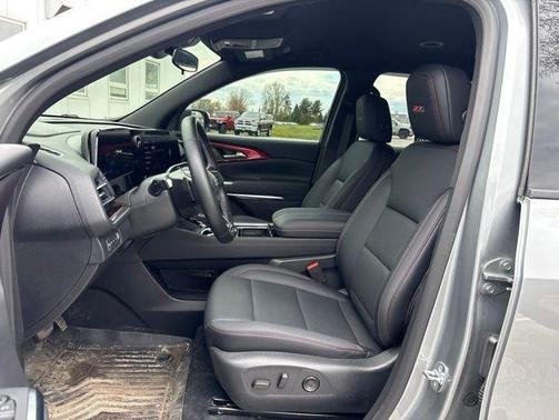Sterling Gray Metallic 2025 Chevrolet Traverse AWD Z71