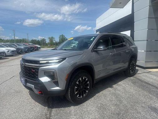 Sterling Gray Metallic 2025 Chevrolet Traverse AWD Z71