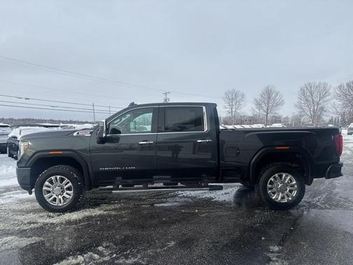 2021 GMC Sierra 2500 Denali
