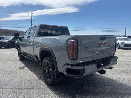 Thunderstorm Gray 2025 GMC Sierra 2500 AT4