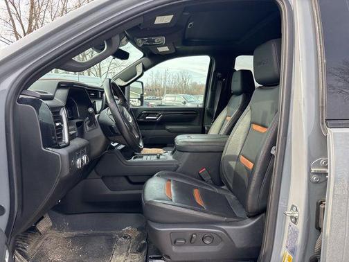 Thunderstorm Gray 2025 GMC Sierra 2500 AT4