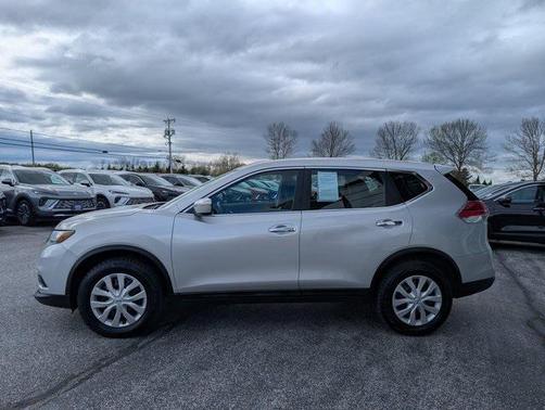 2015 Nissan Rogue S