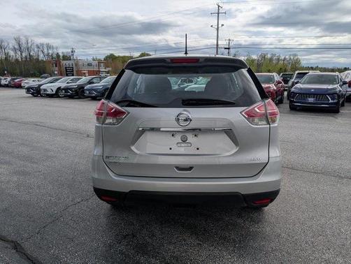2015 Nissan Rogue S