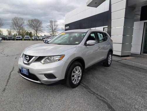 2015 Nissan Rogue S