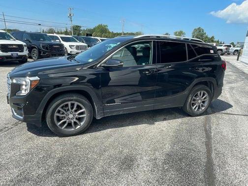 Ebony Twilight Metallic 2023 GMC Terrain SLT