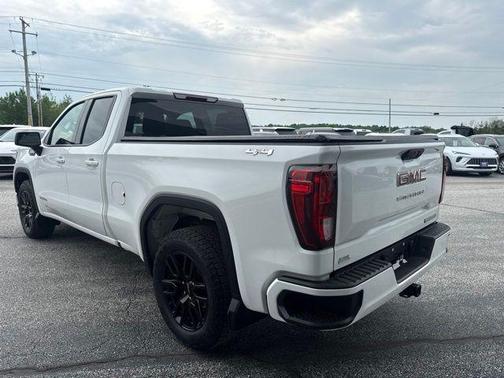 Summit White 2023 GMC Sierra 1500 Elevation