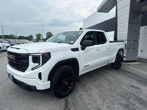 Summit White 2023 GMC Sierra 1500 Elevation
