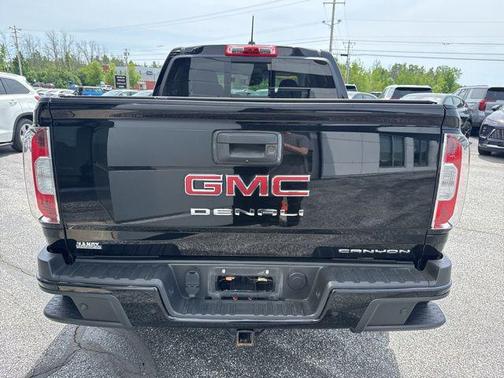 Onyx Black 2021 GMC Canyon Denali