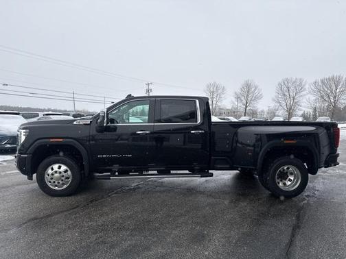 2026 GMC Sierra 3500 Denali