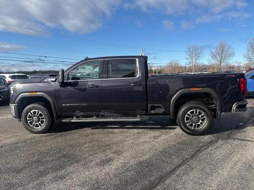 2024 GMC Sierra 2500 SLE