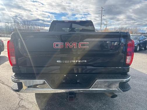 2024 GMC Sierra 2500 SLE
