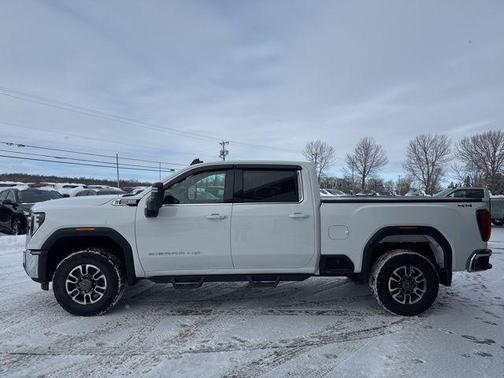 2024 GMC Sierra 2500 SLE