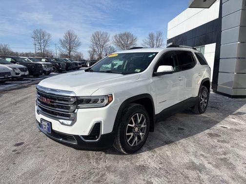 2023 GMC Acadia AWD SLT