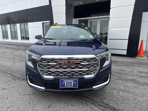 2023 GMC Terrain Denali