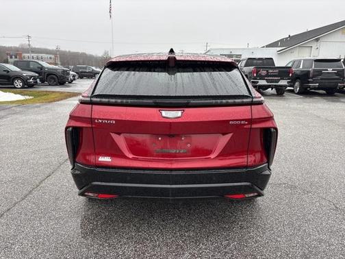 2024 Cadillac LYRIQ Sport