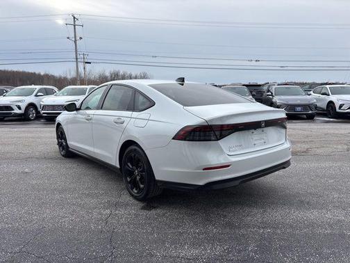 2025 Honda Accord SE