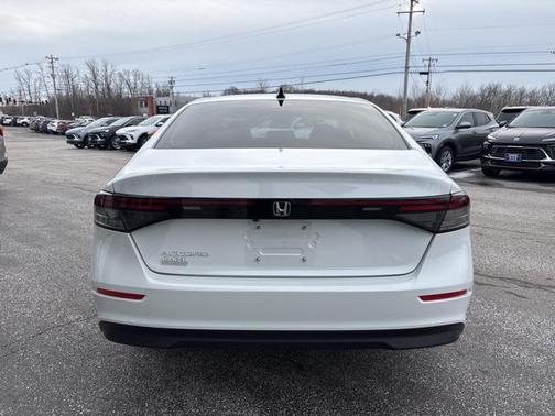 2025 Honda Accord Sport SE 1.5T