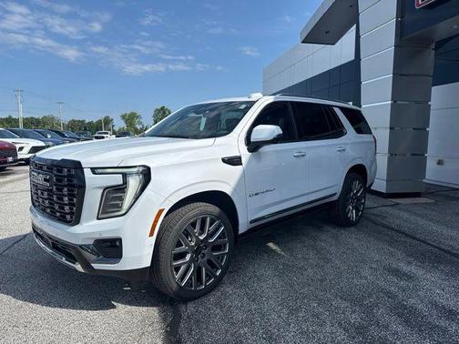 Glacier White Tricoat 2026 GMC Yukon Denali Ultimate