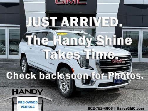 Summit White 2023 GMC Yukon XL SLT