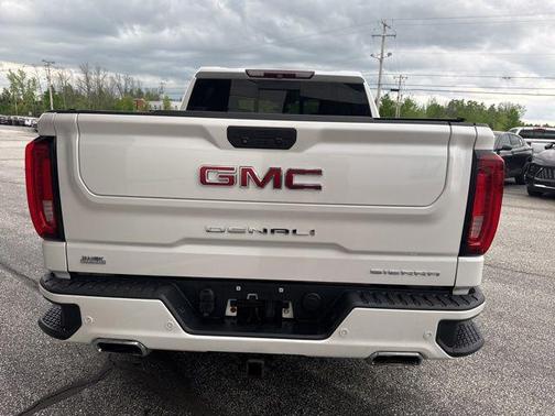 White Frost Tricoat 2019 GMC Sierra 1500 Denali